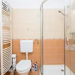 547 - Koezvetlen Vizparti, 2 Haloszobas, Kertkapcsolatos Apartment Balatonoszod